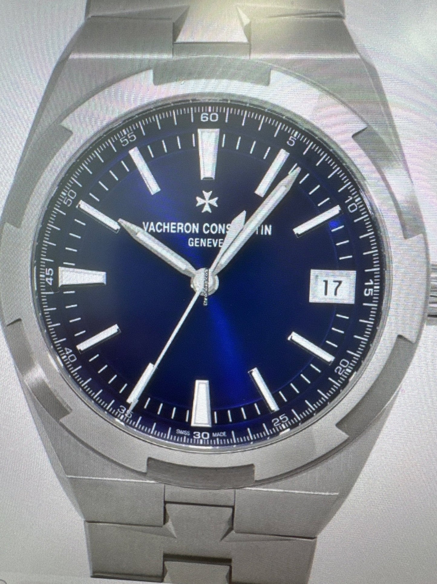 Vacheron Constantin Overseas Automatic Boutique Exclusive 4520V/210A-B128