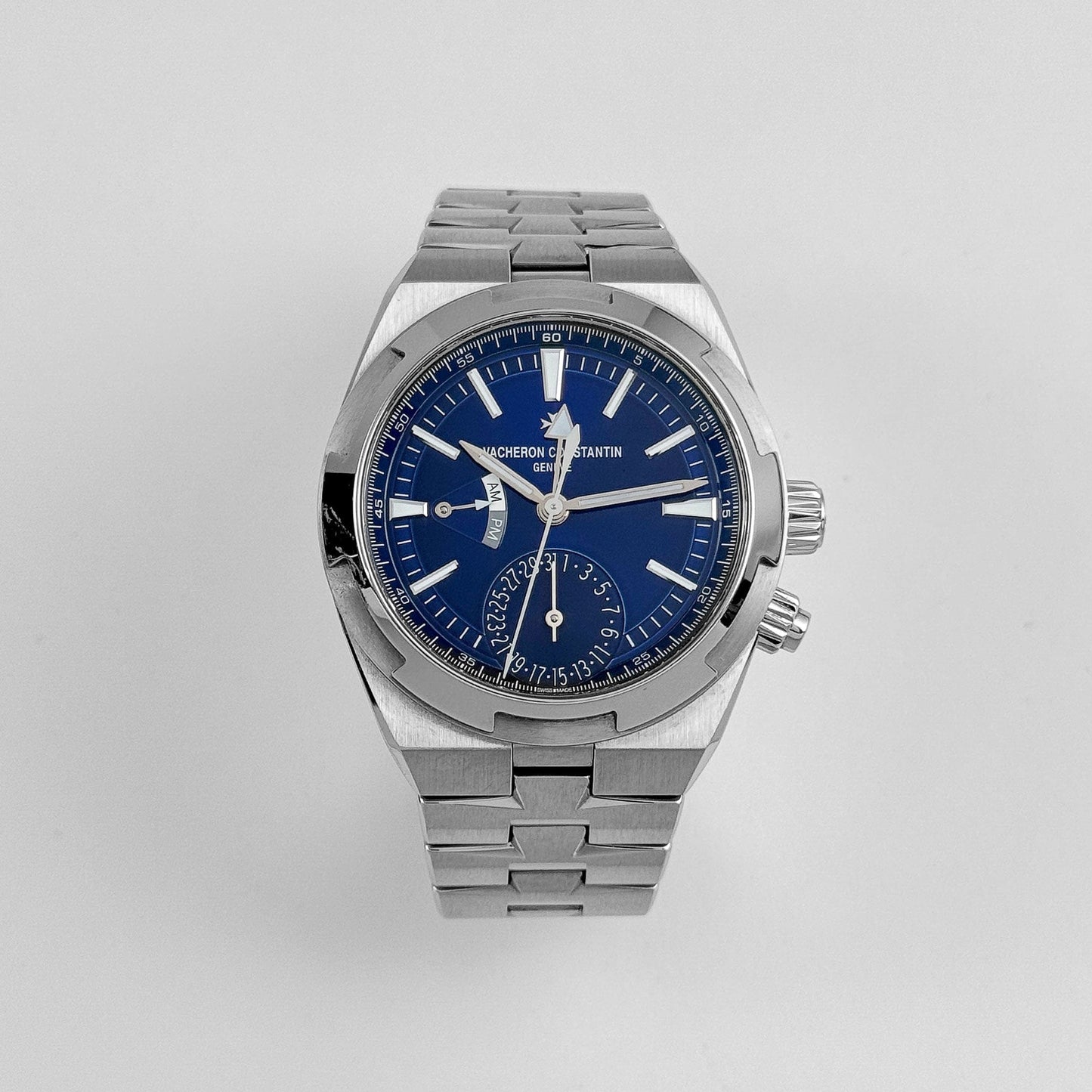 Vacheron Constantin Overseas Dual Time 7900V/110A-B334 Stainless Steel Blue Dial