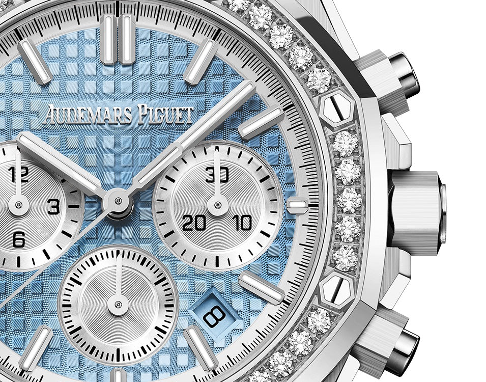 Audemars Piguet Royal Oak SELFWINDING CHRONOGRAPH Ref# 26715ST.ZZ.1356ST.01