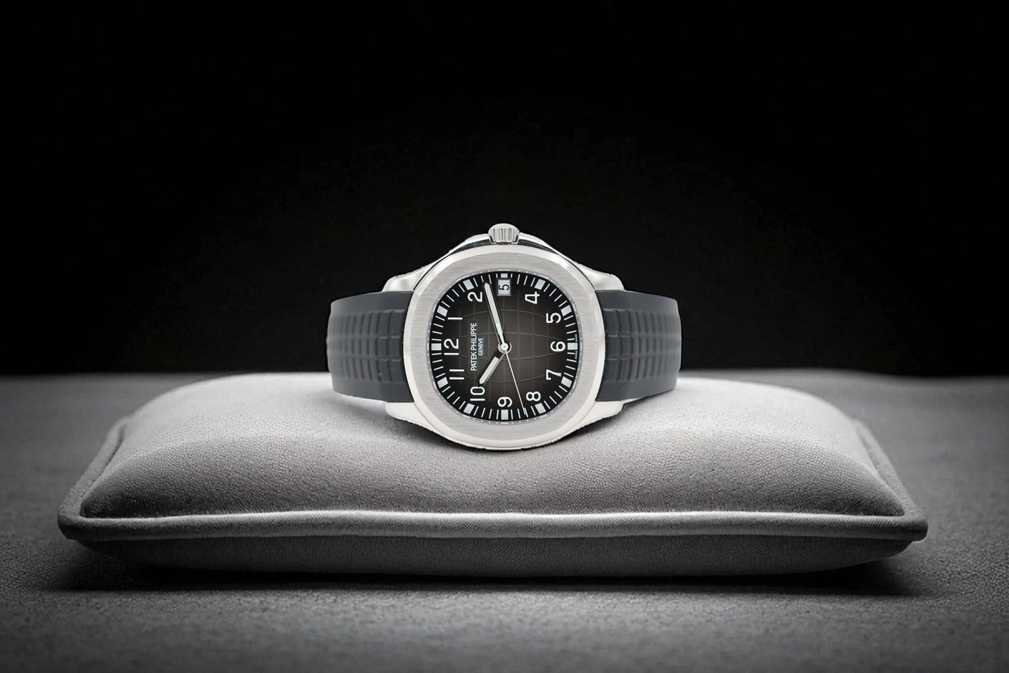 Patek Philippe - Aquanaut - Black Dial - 5167A-001 - 2018
