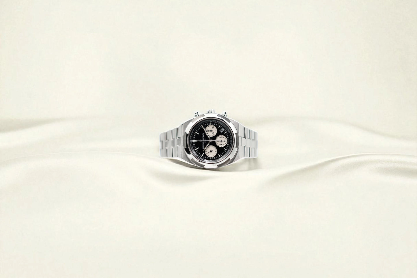 Vacheron Constantin - Overseas - 5500V/110A-B481 - Black Dial -2022