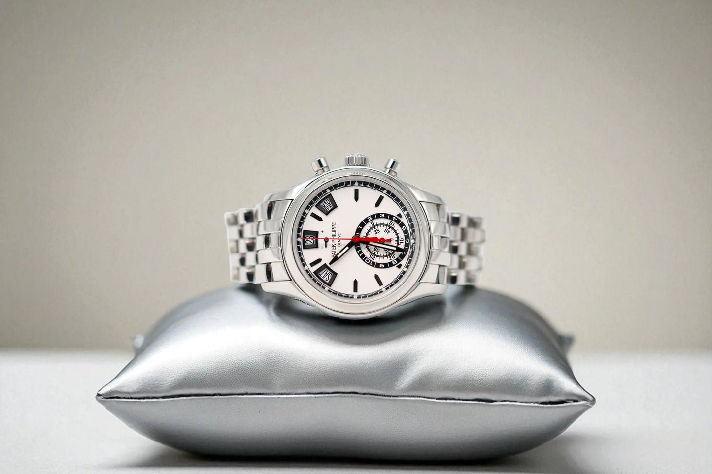 Patek Philippe - Annual Calendar - Silver Dial - 5960/1A-001 - 2015